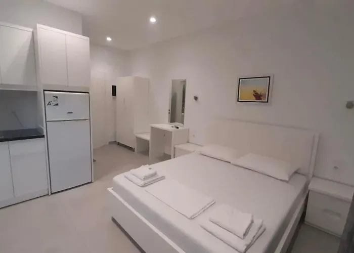Cataleya Apartment -1 Min From The Beach